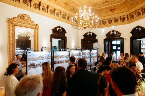 Gallery image