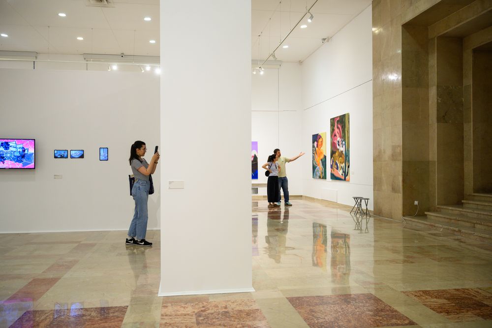 Gallery image