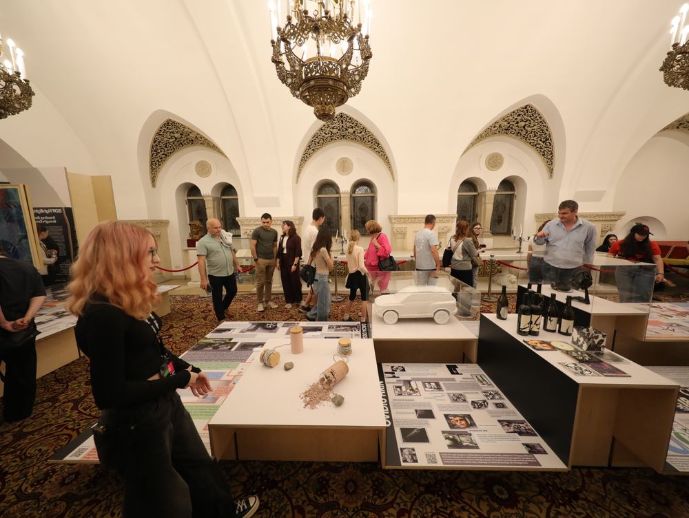 Gallery image