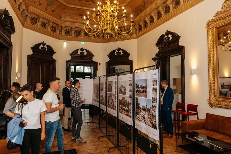 Gallery image